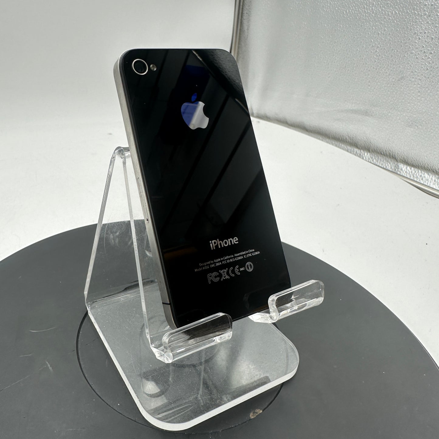 Apple iPhone 4 32GB READ