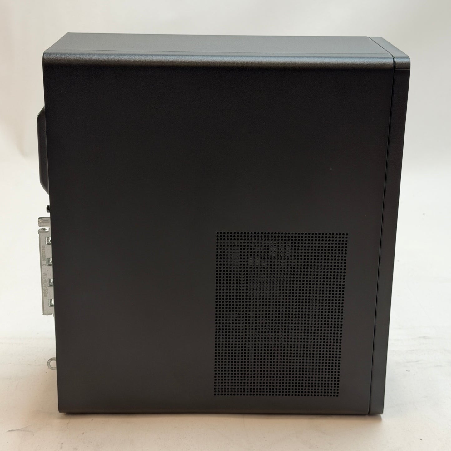 HP M01-F3006 Desktop Ryzen 5 5600G 8Gb 256GB