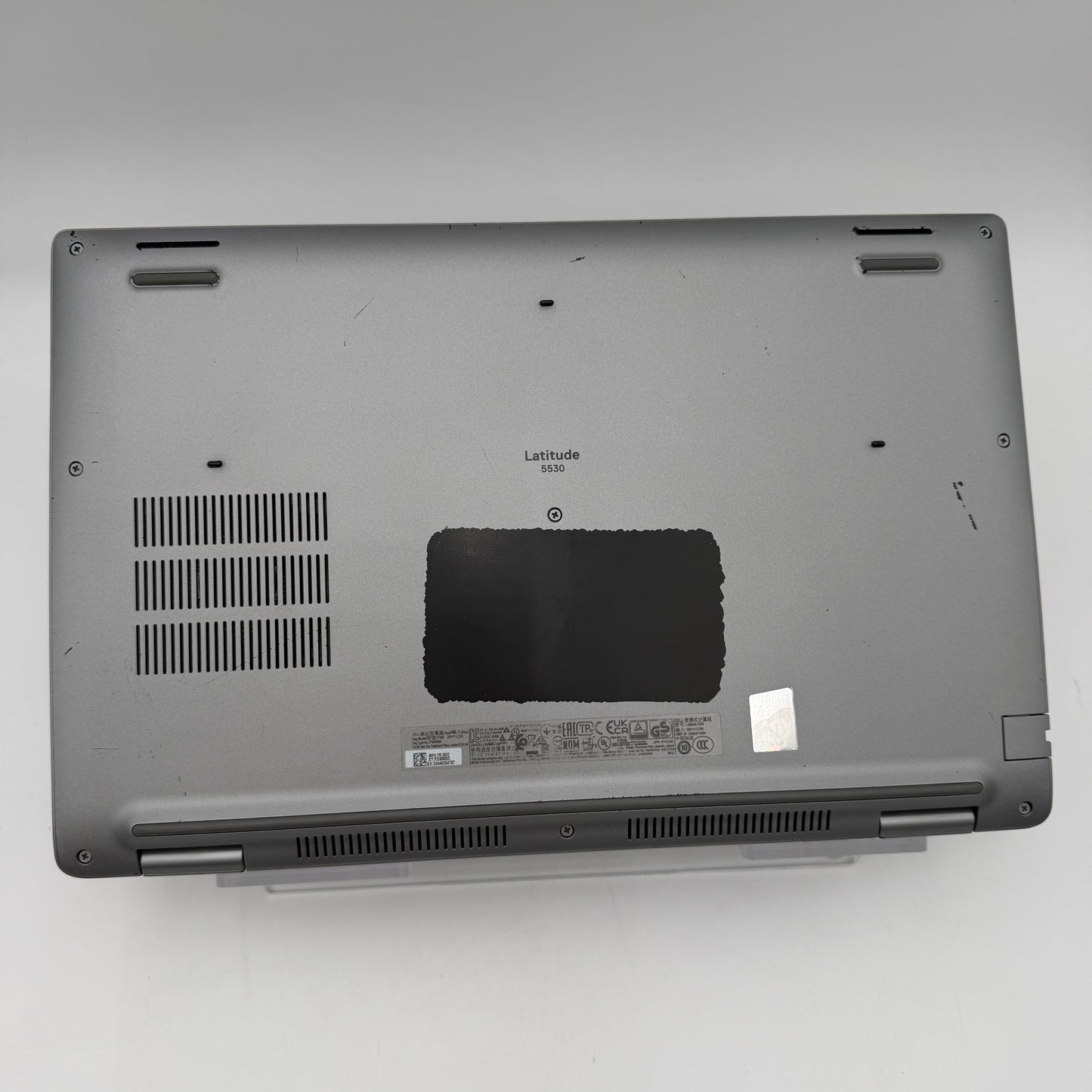 Dell Latitude 5530 16-inch Core i5 12th Gen 16GB 512GB READ
