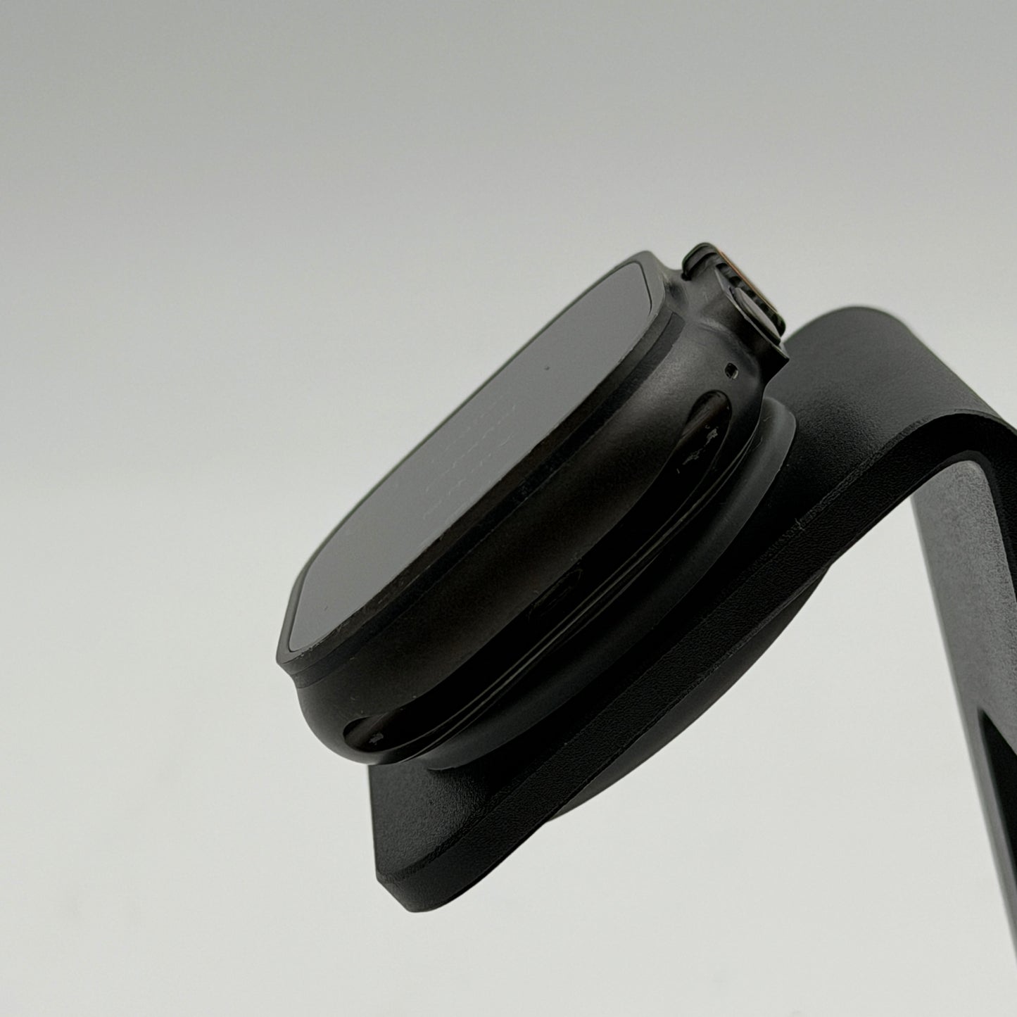 Apple Watch Ultra 2 49mm A2986 Black Titanium - Used - A