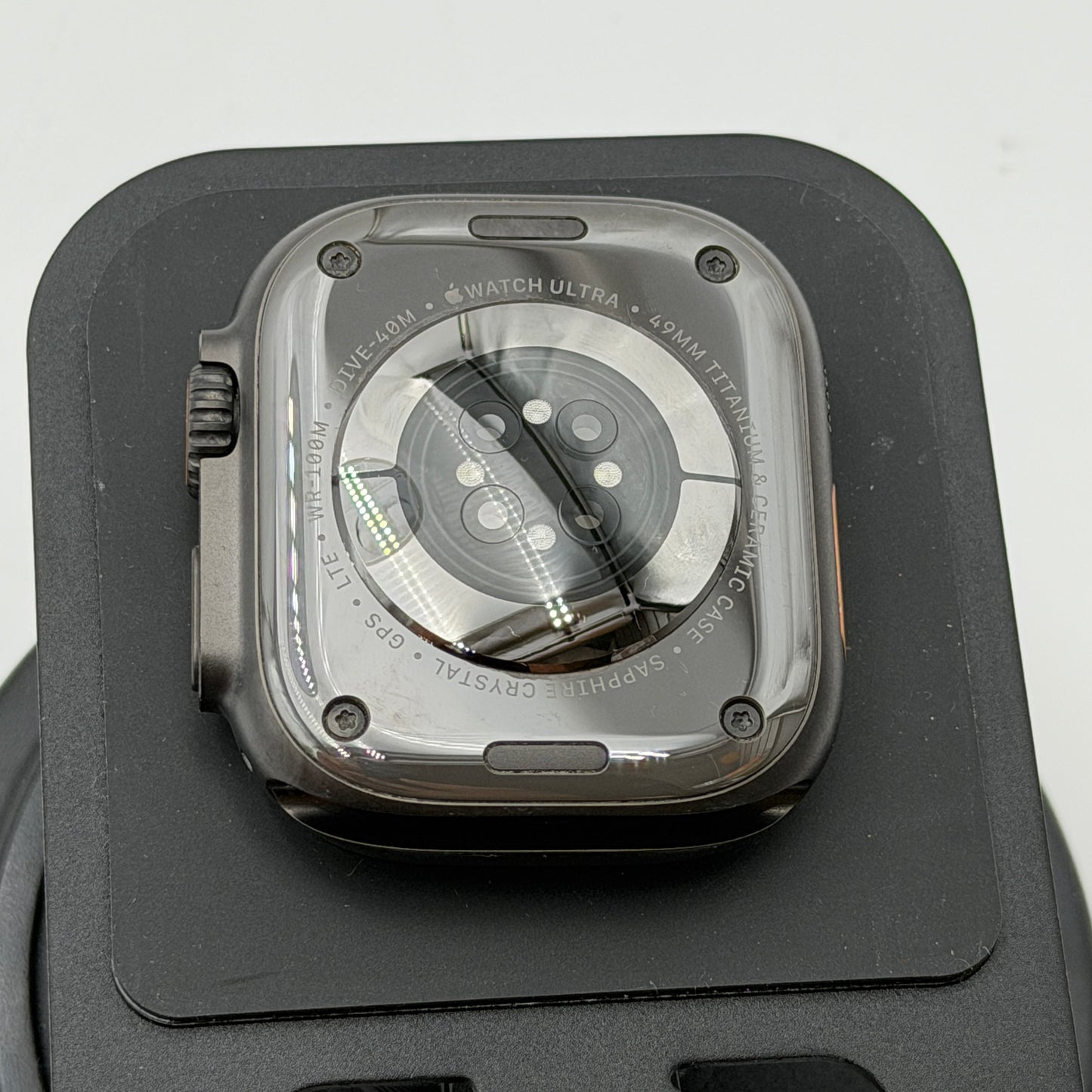 Apple Watch Ultra 2 49mm A2986 Black Titanium - Used - A