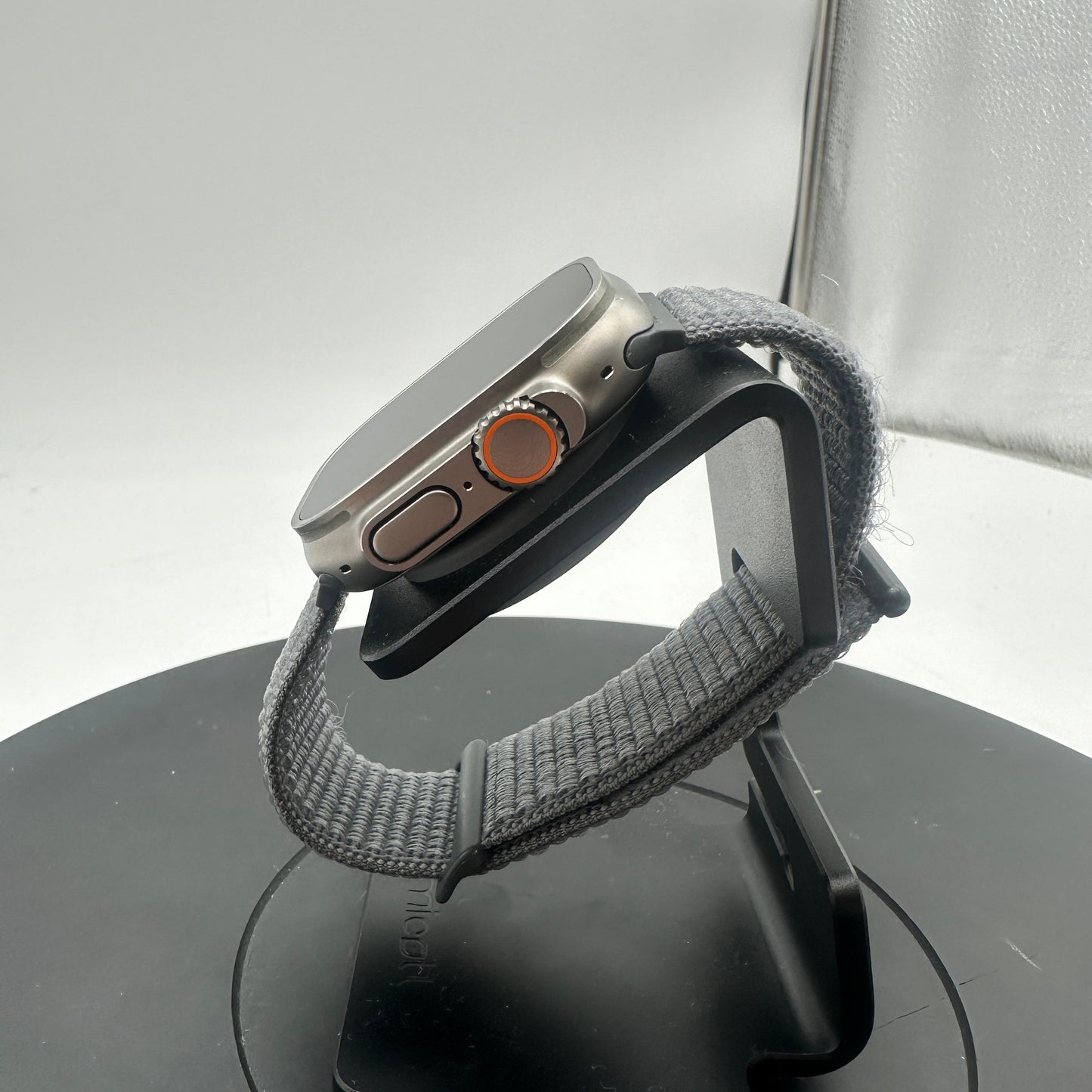 Apple Watch Ultra 2 A2986 (2023) GPS + Cellular 49mm Titanium Smart Watch