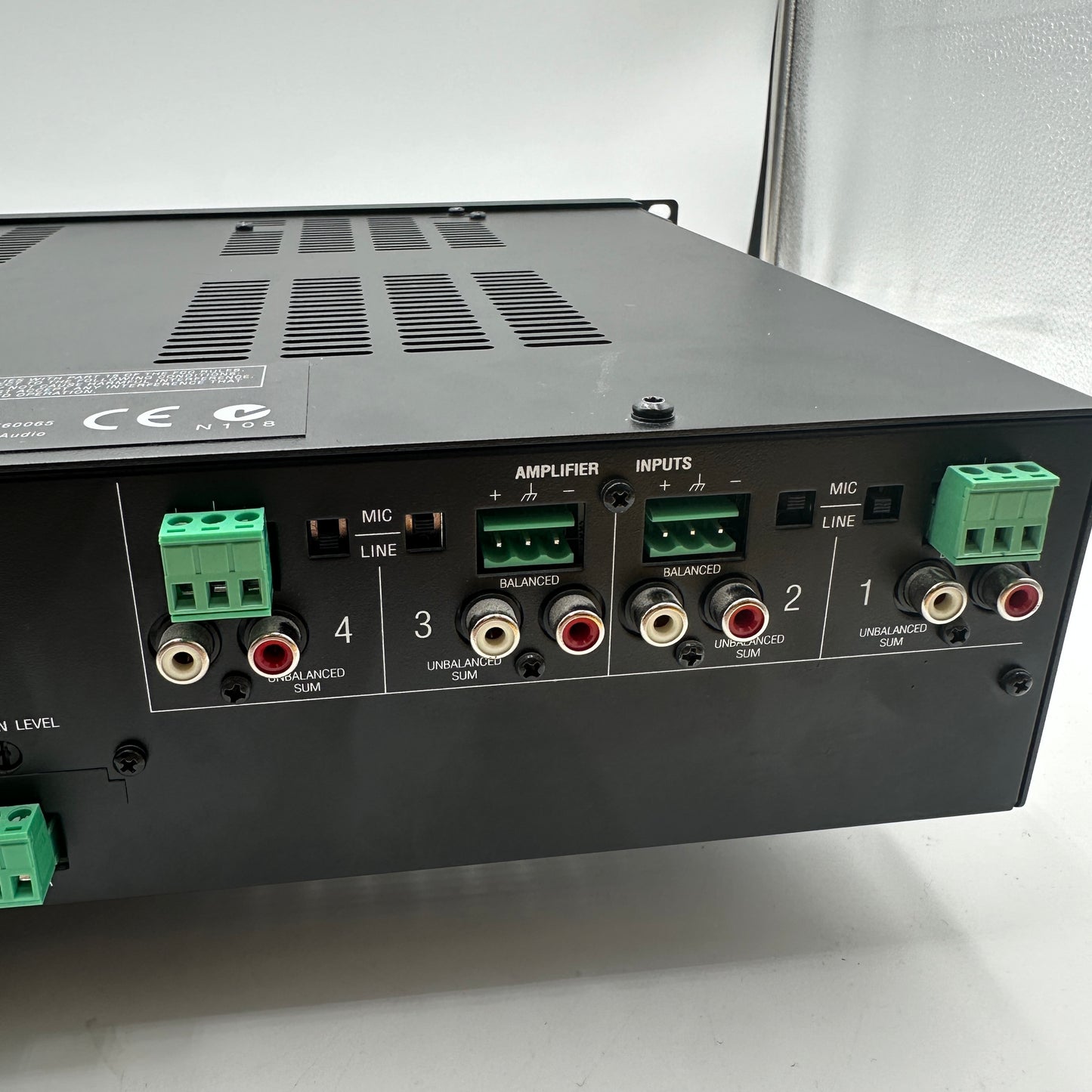 Crown 180MA G180MA Commercial Pro Audio 4-Channel 80W Amplifier READ
