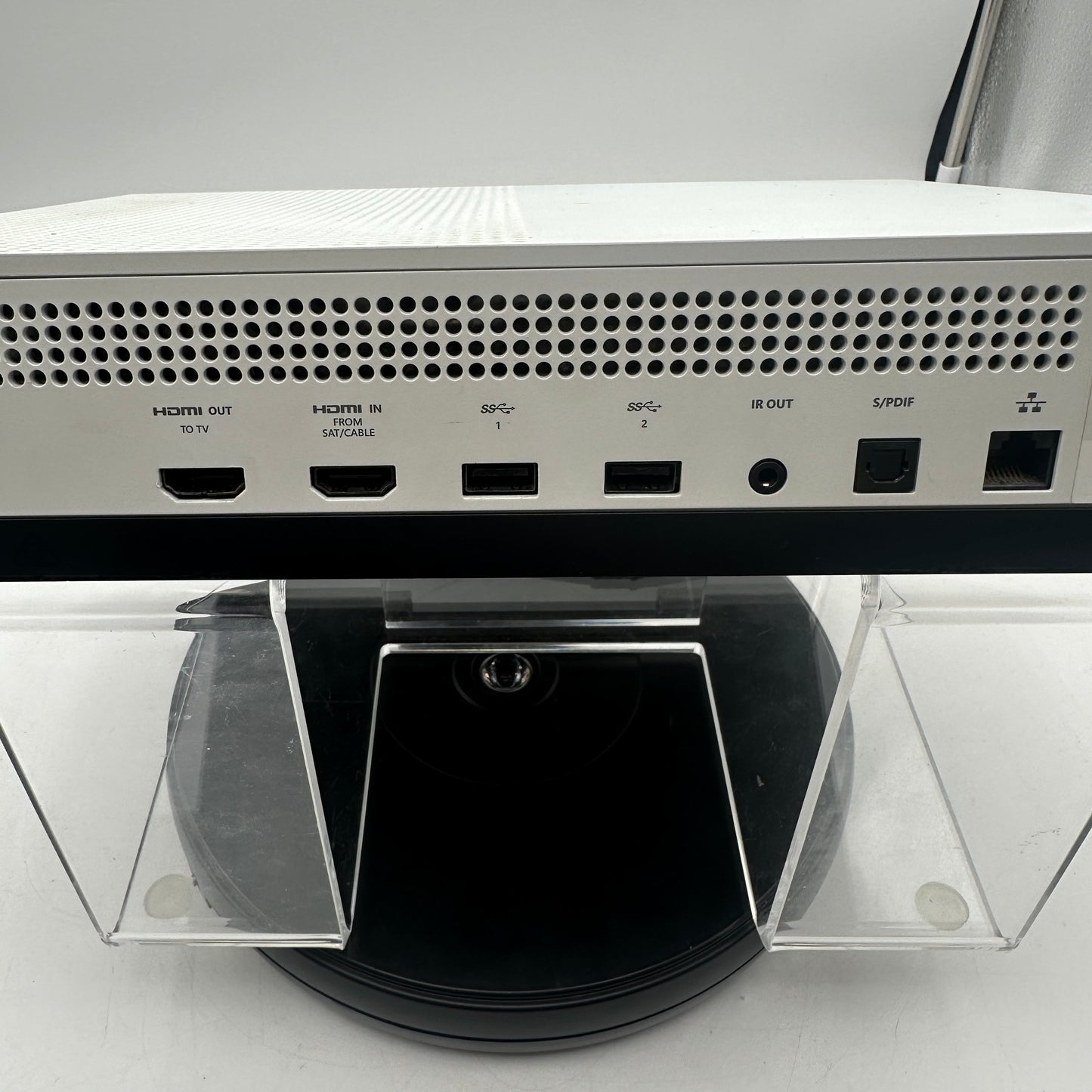 Microsoft Xbox One S (1681) 2016 READ