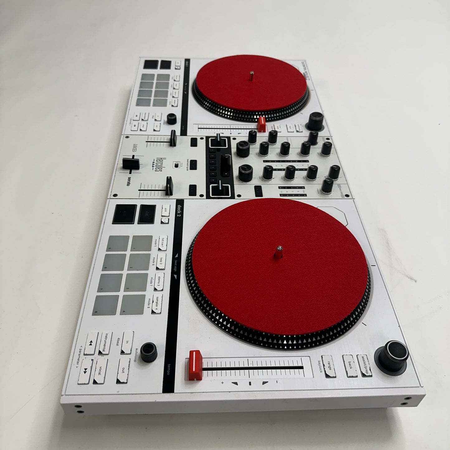 Hercules Impulse T7 White Edition DJ Controller