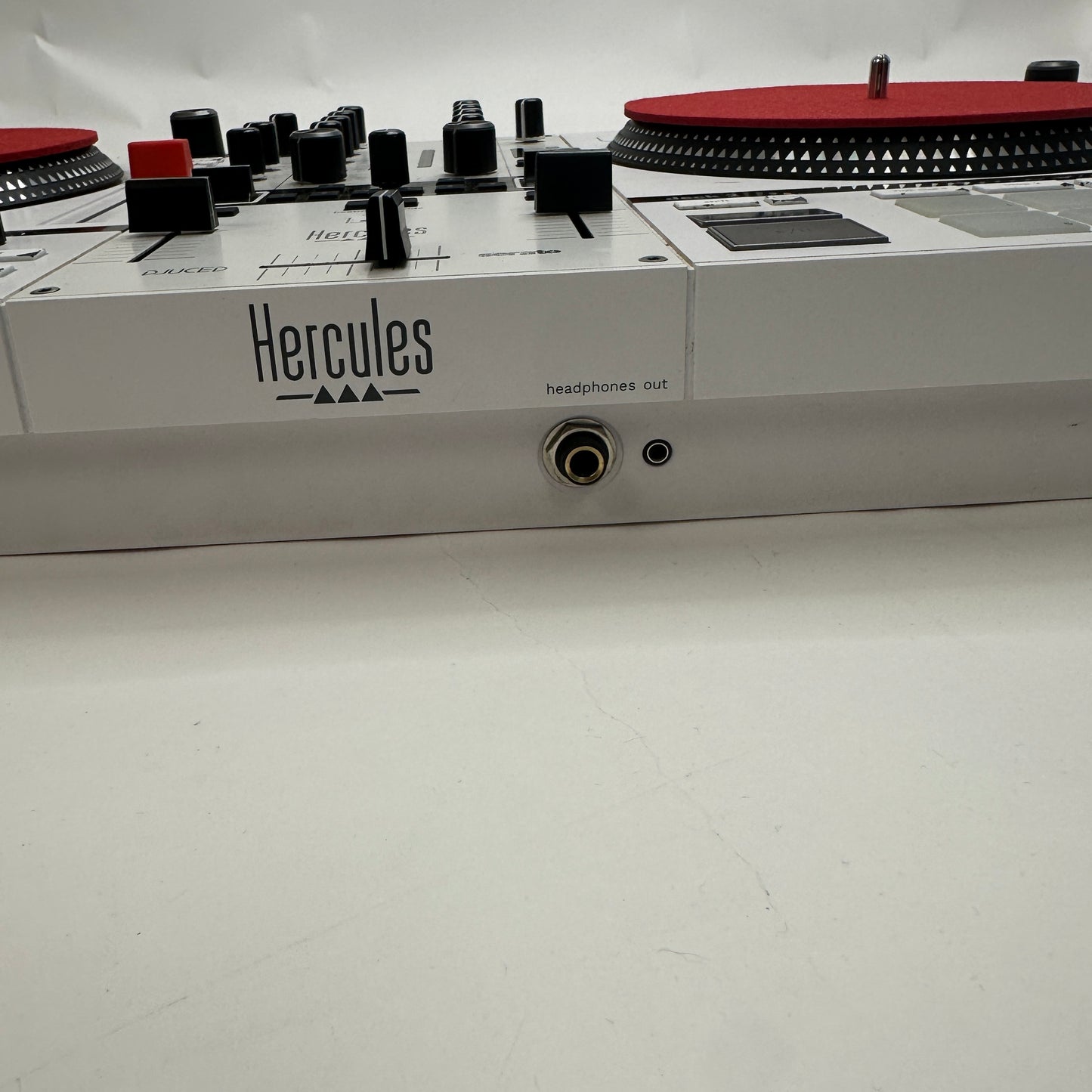 Hercules Impulse T7 White Edition DJ Controller