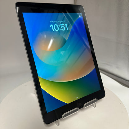 Apple iPad 5th Gen A1822 (2017) 32GB Wi‑Fi