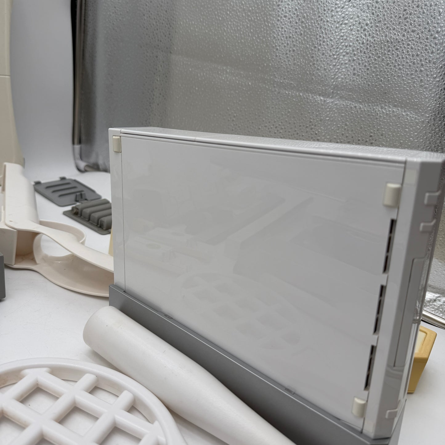 Nintendo Wii RVL-001 with Extras READ