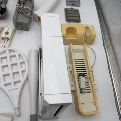 Nintendo Wii RVL-001 with Extras READ