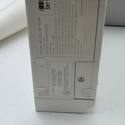 Nintendo Wii RVL-001 with Extras READ