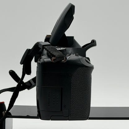 Canon EOS Rebel XSi Digital SLR Camera Body 450D