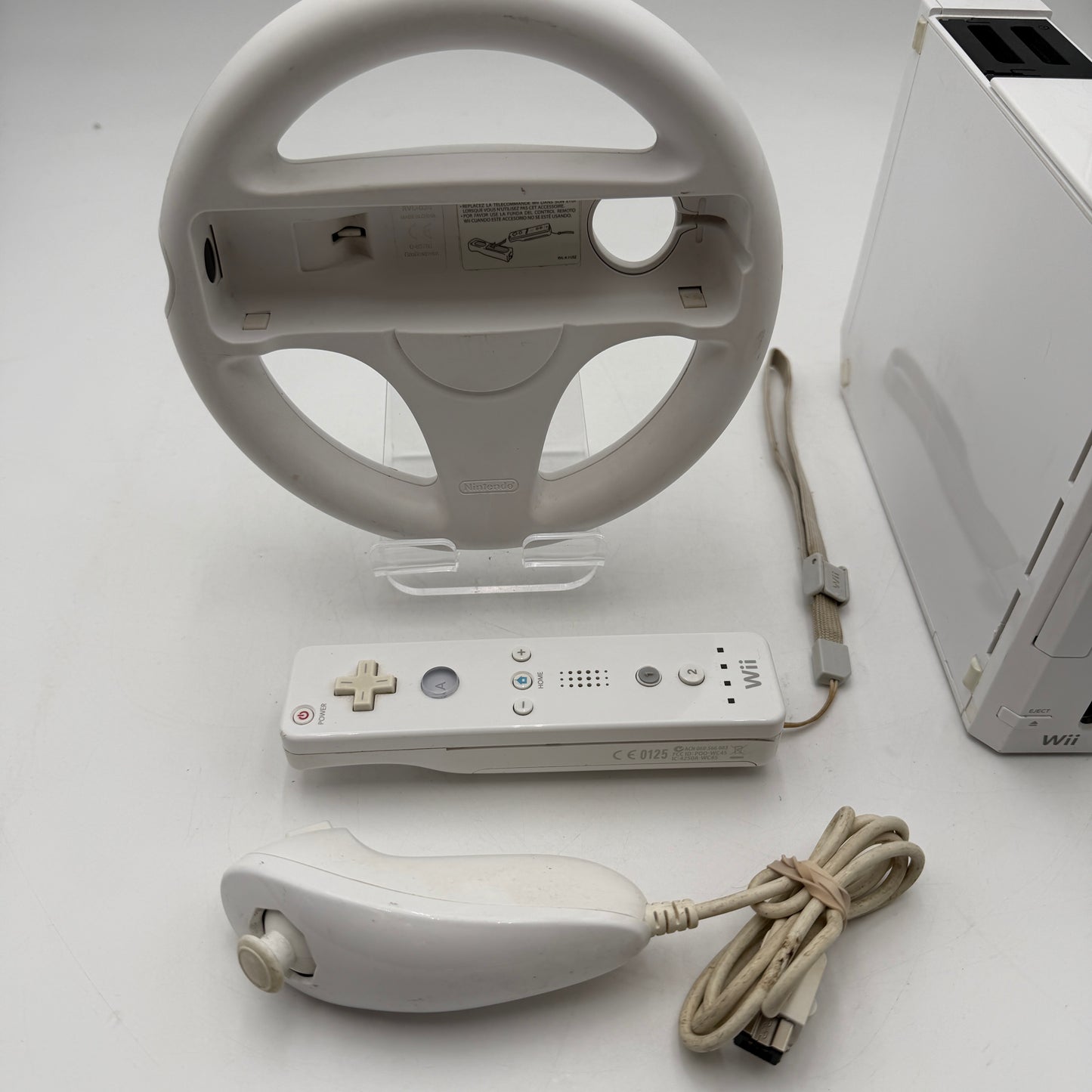 Nintendo Wii (RVL-001) Video Game System - Used - B - White