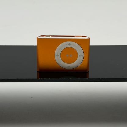 Apple iPod Nano 2nd Gen A1204 2GB Orange with Charging Dock