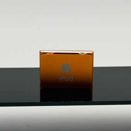 Apple iPod Nano 2nd Gen A1204 2GB Orange with Charging Dock