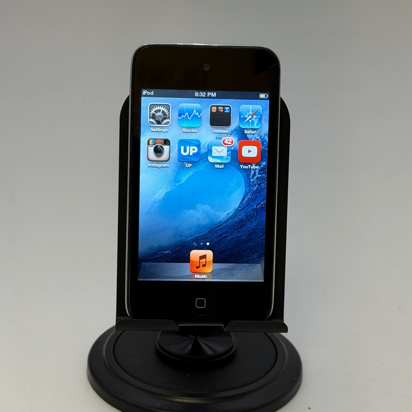 Apple iPod Touch A1367 READ