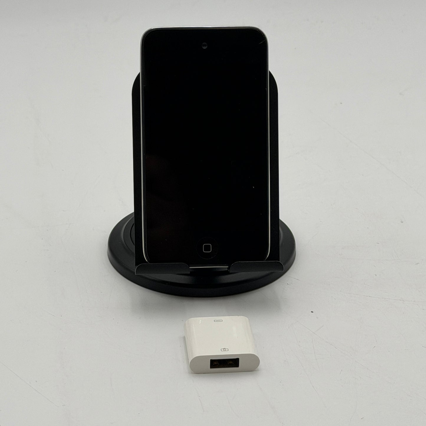 Apple iPod Touch A1367 READ