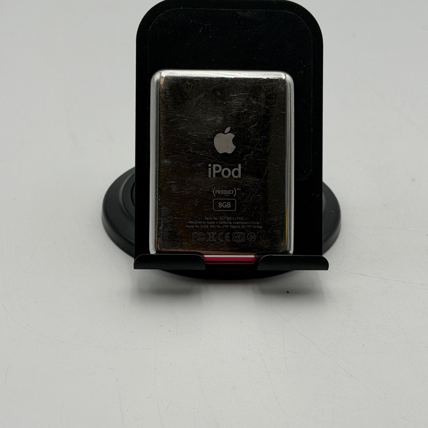 Apple iPod Nano 3rd Gen 8GB Red Product A1236