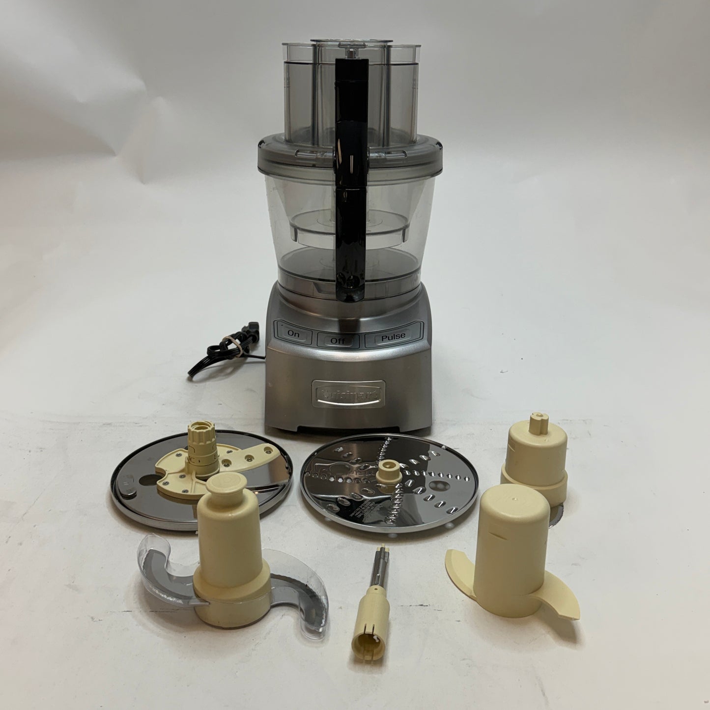 Cuisinart 12 Cup Food Processor FP-12DC With Box