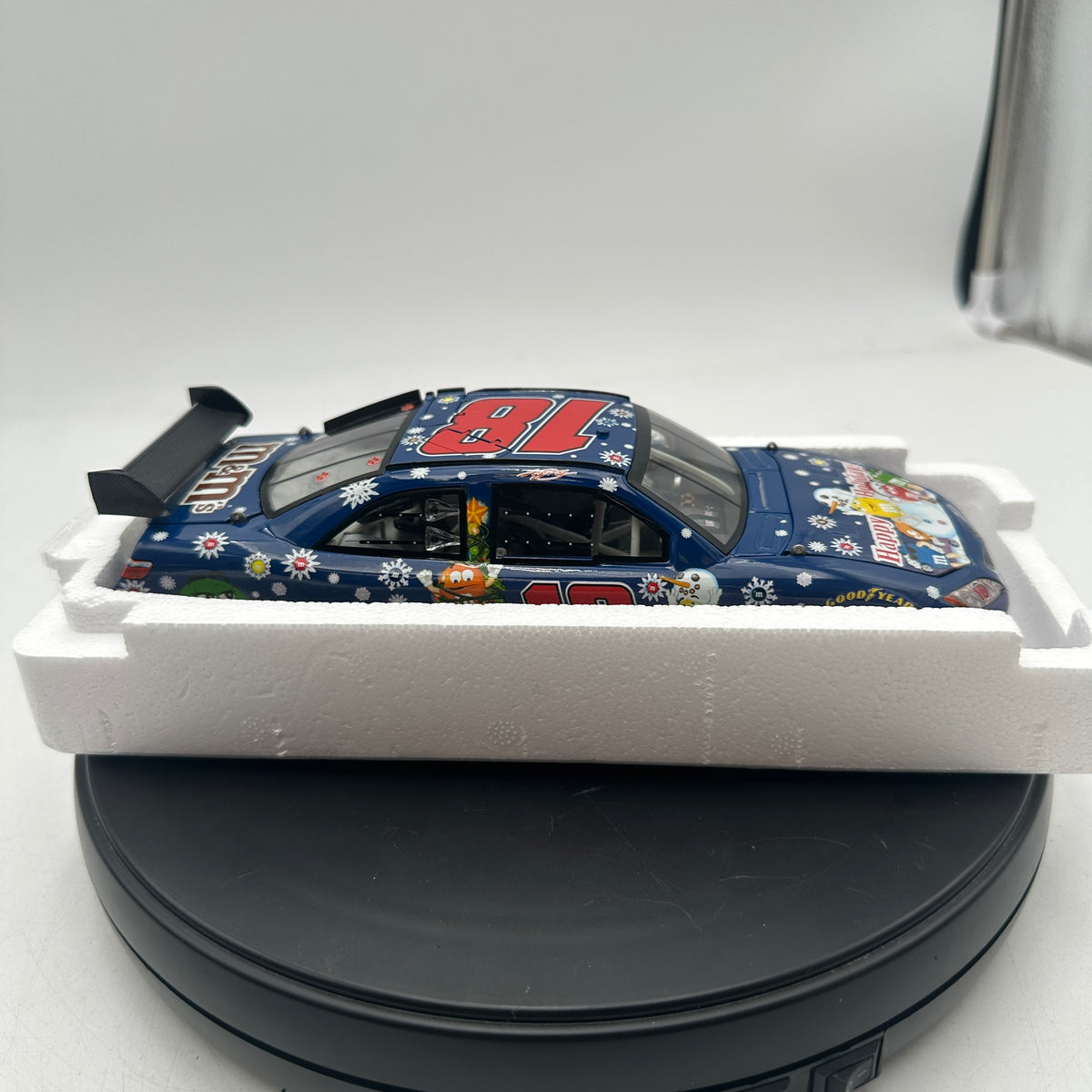 Action Racing 2008 Kyle Busch 1/24 Sam Bass Holiday #18 Camry Ltd 1260