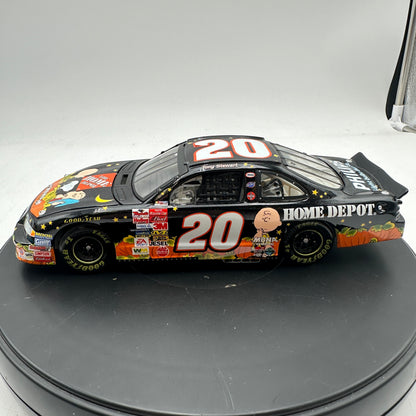 Action Racing 2002 Tony Stewart #20 Home Depot Peanuts Great Pumpkin 1:24 Diecast