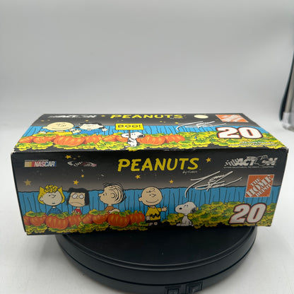 Action Racing 2002 Tony Stewart #20 Home Depot Peanuts Great Pumpkin 1:24 Diecast