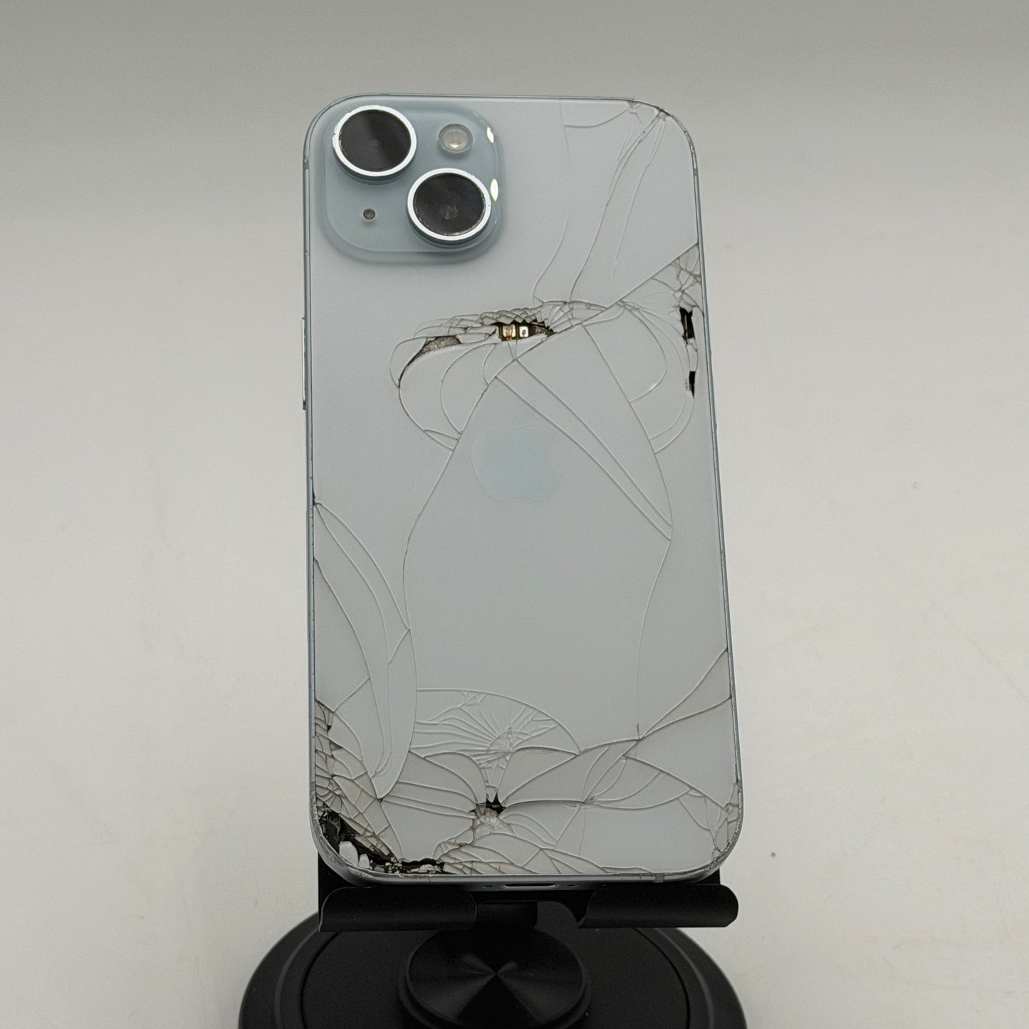 Apple iPhone 15 6.1 128GB READ
