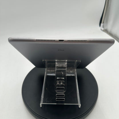 Apple iPad 5th Gen A1822 32GB Wi-Fi