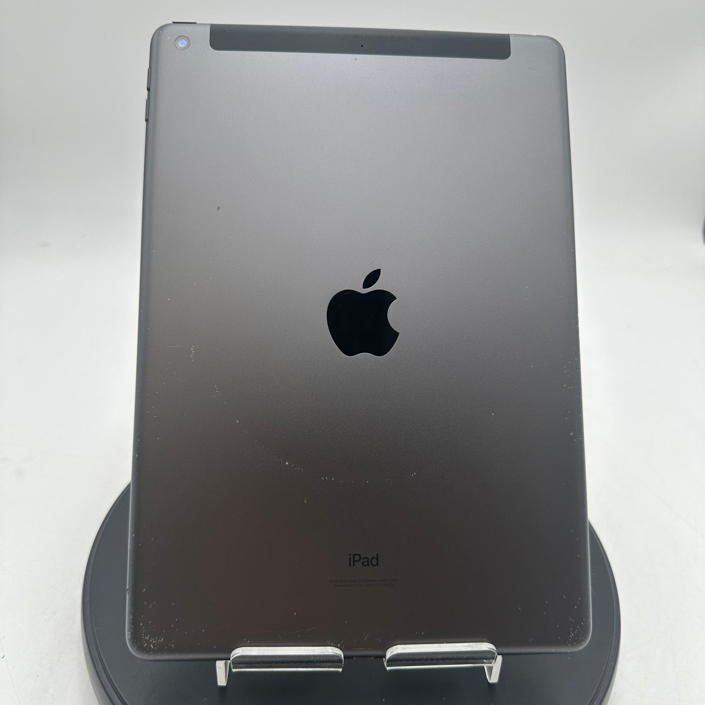 Apple iPad (9th Gen) A2603 64GB Unlocked READ