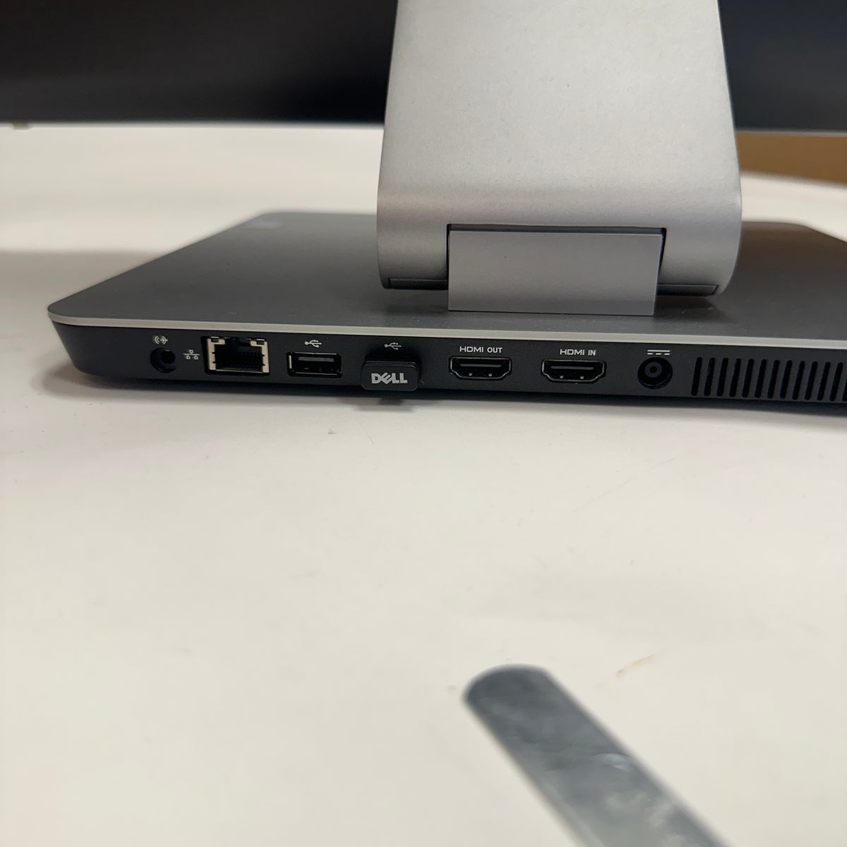 Dell Inspiron 2350 All-in-One READ