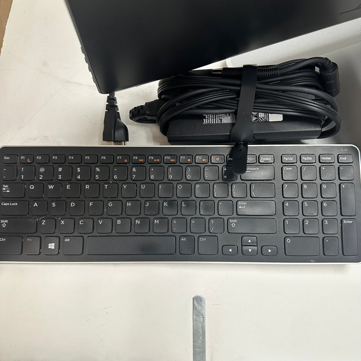 Dell Inspiron 2350 All-in-One READ