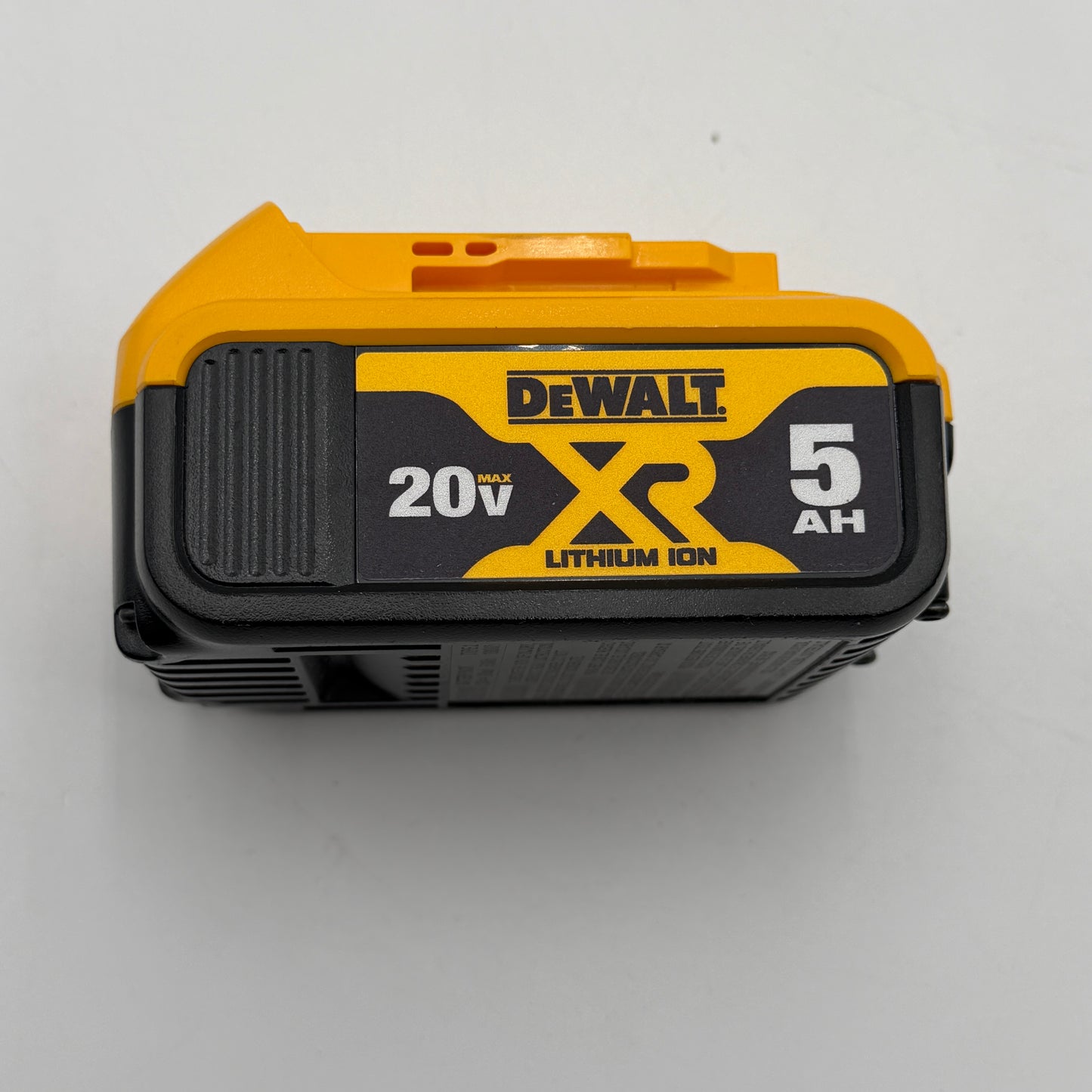 DeWalt DCB205 20V MAX XR 20 Volt Li-ion 5.0Ah Battery