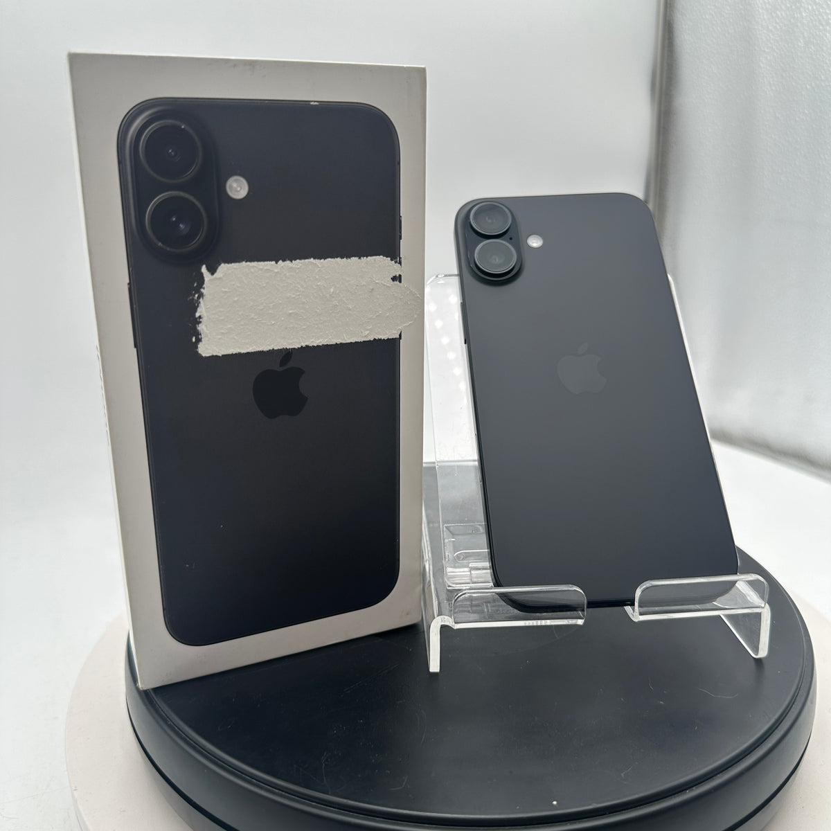 Apple iPhone 16 Plus 128GB Black Boost Mobile READ