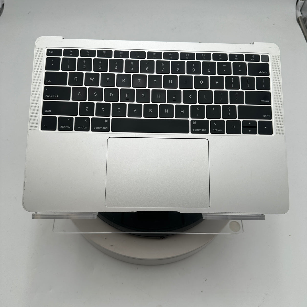 Apple MacBook Air 13" A1932 Keyboard and Trackpad READ