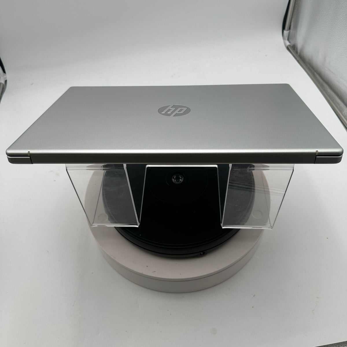 HP 15-FC0025DX 15-inch Laptop AMD Ryzen 5 8GB 500GB