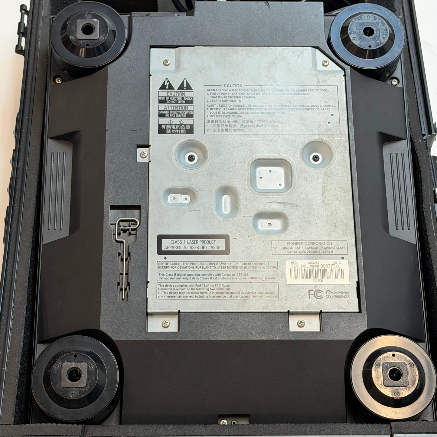 Pioneer CDJ-2000 Nexus Pro Audio DJ Player Deck With Flight Case