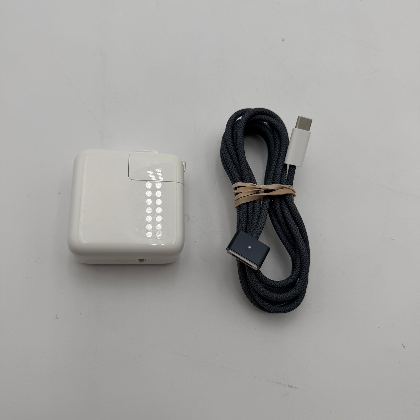 Apple Magsafe 3 Cable With 30W Charger