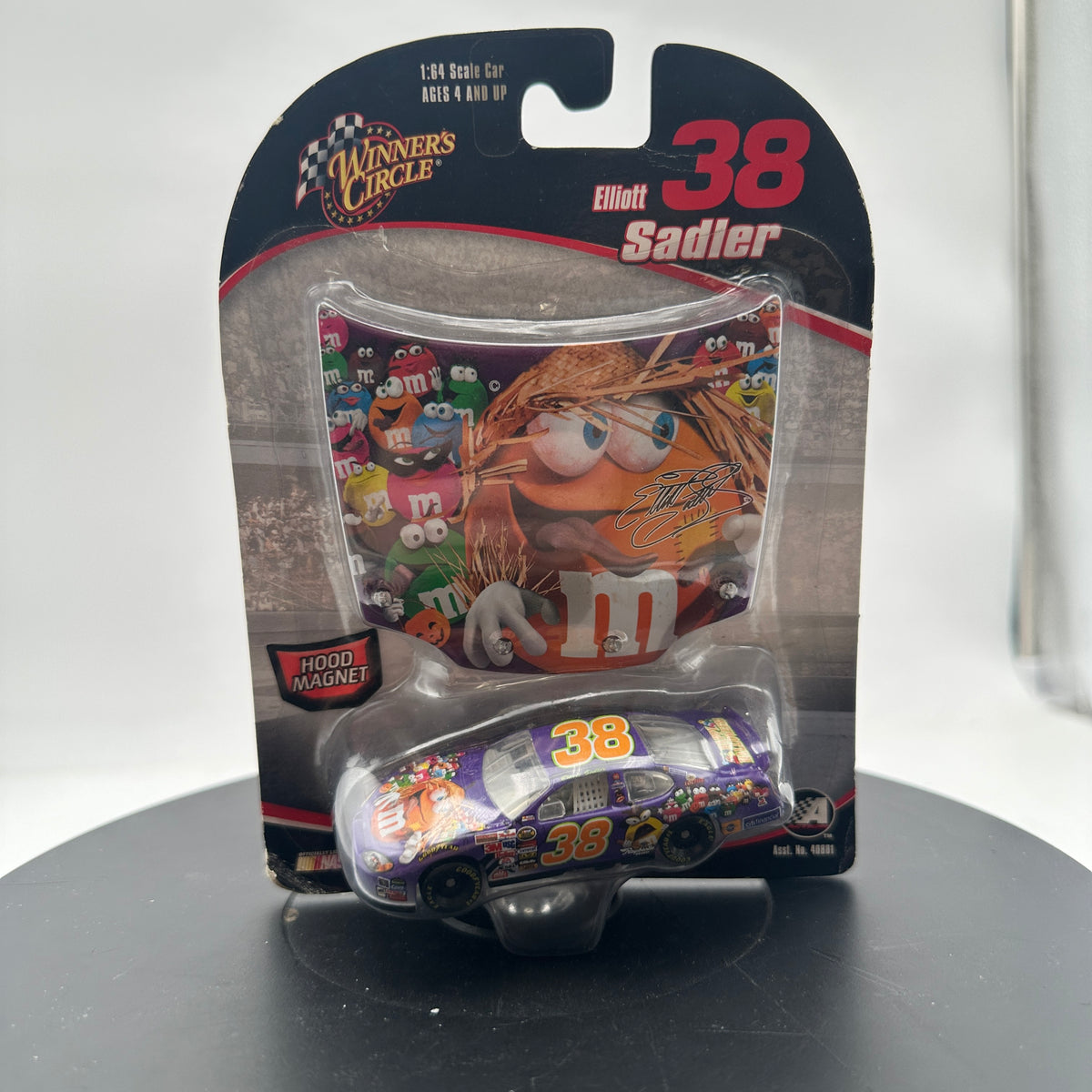 Winner's Circle #38 Elliott Sadler 1:64 Scale Collectible Car