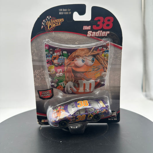 Winner's Circle #38 Elliott Sadler 1:64 Scale Collectible Car