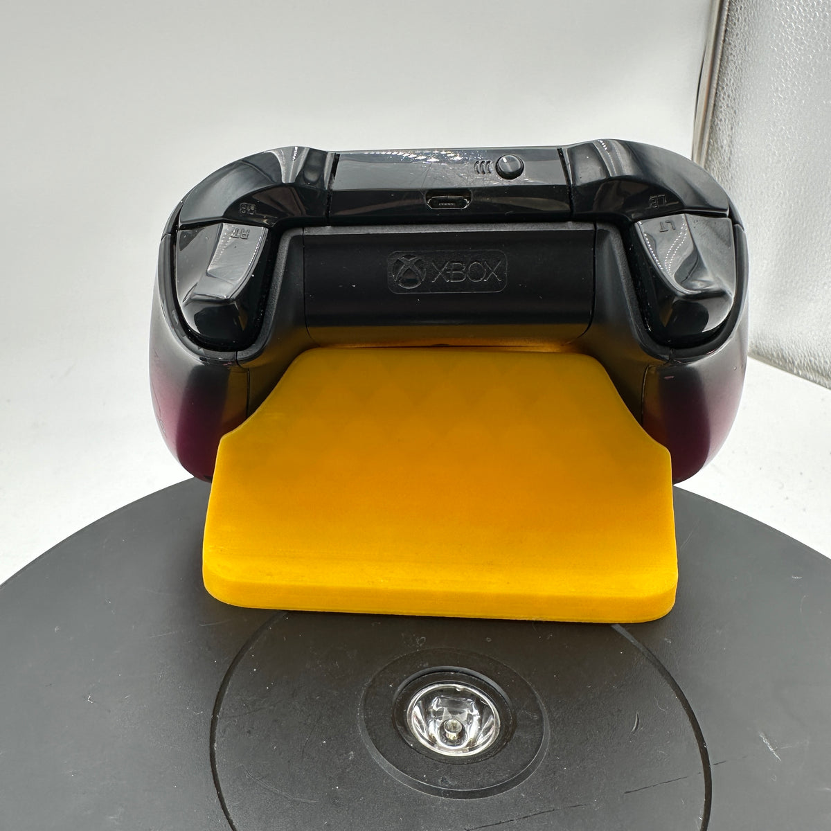 Microsoft Xbox One Wireless Controller Model 1708 READ