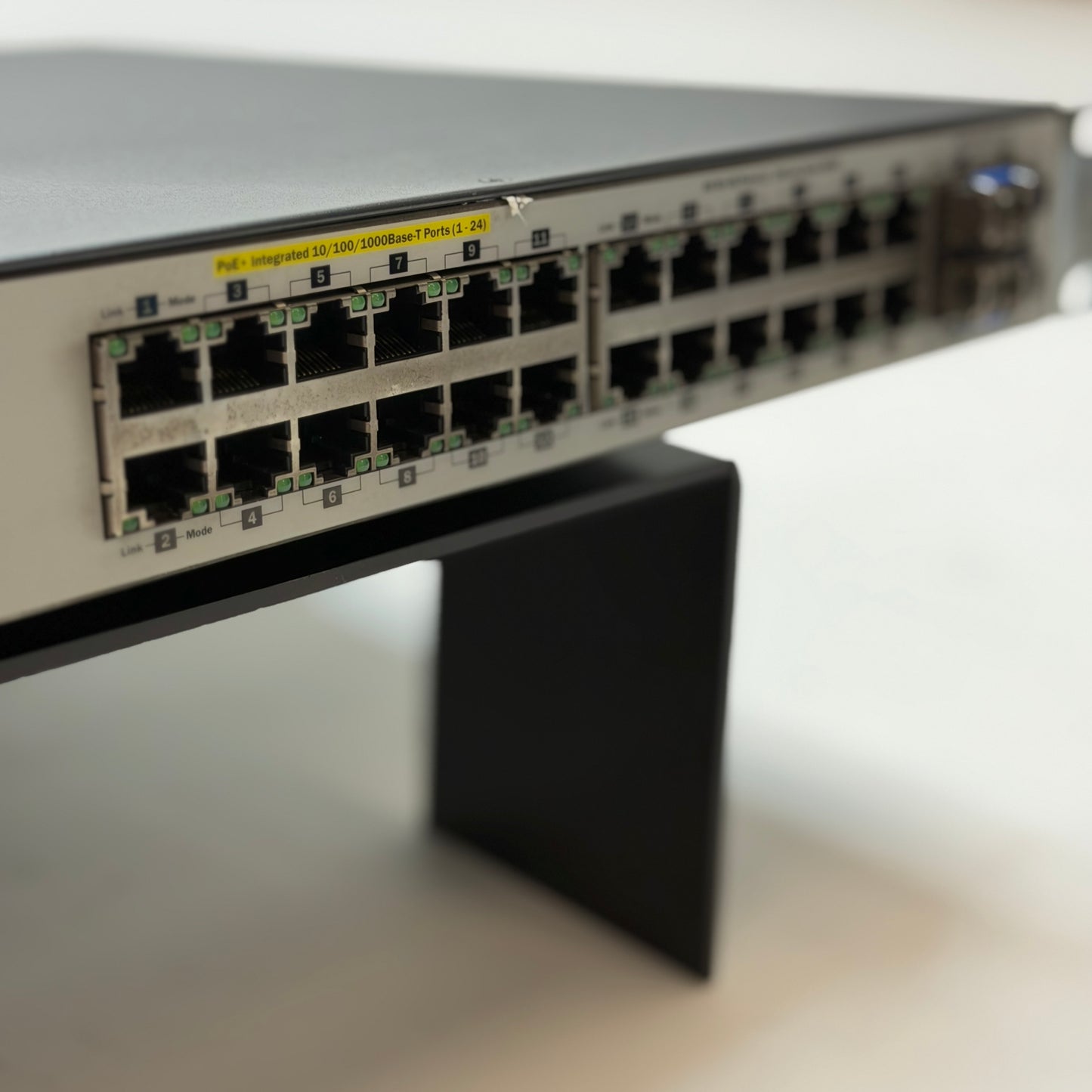 HP 2530-24G PoE+ Switch J9773 24 Port