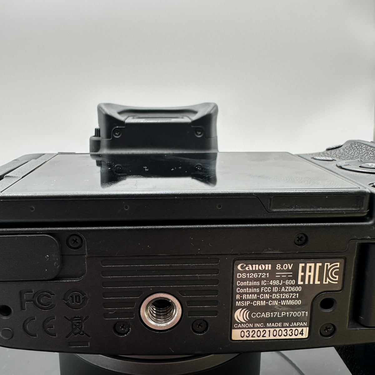 Canon EOS R Digital Camera READ
