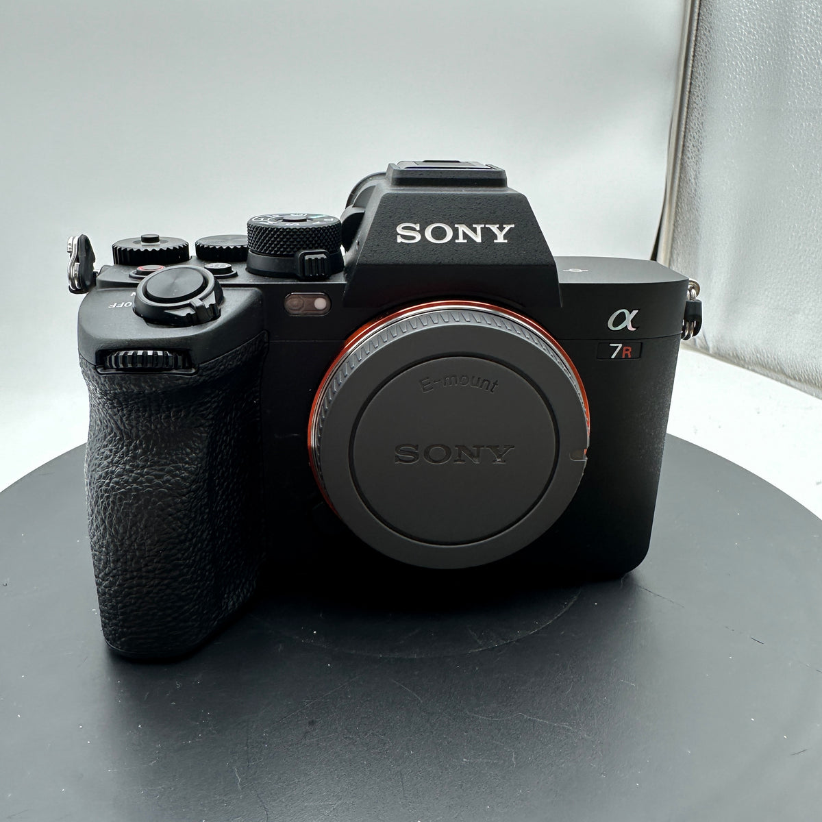 Sony A7R V Digital Camera READ MINTY