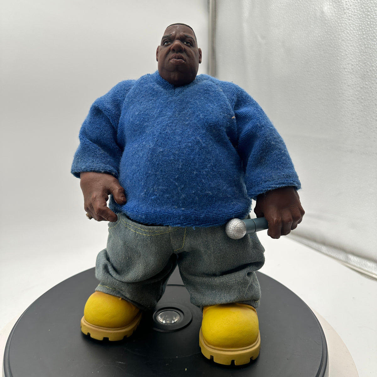 Mezco The Notorious B.I.G. Blue Jeans Pants & Yellow Boots Incomplete