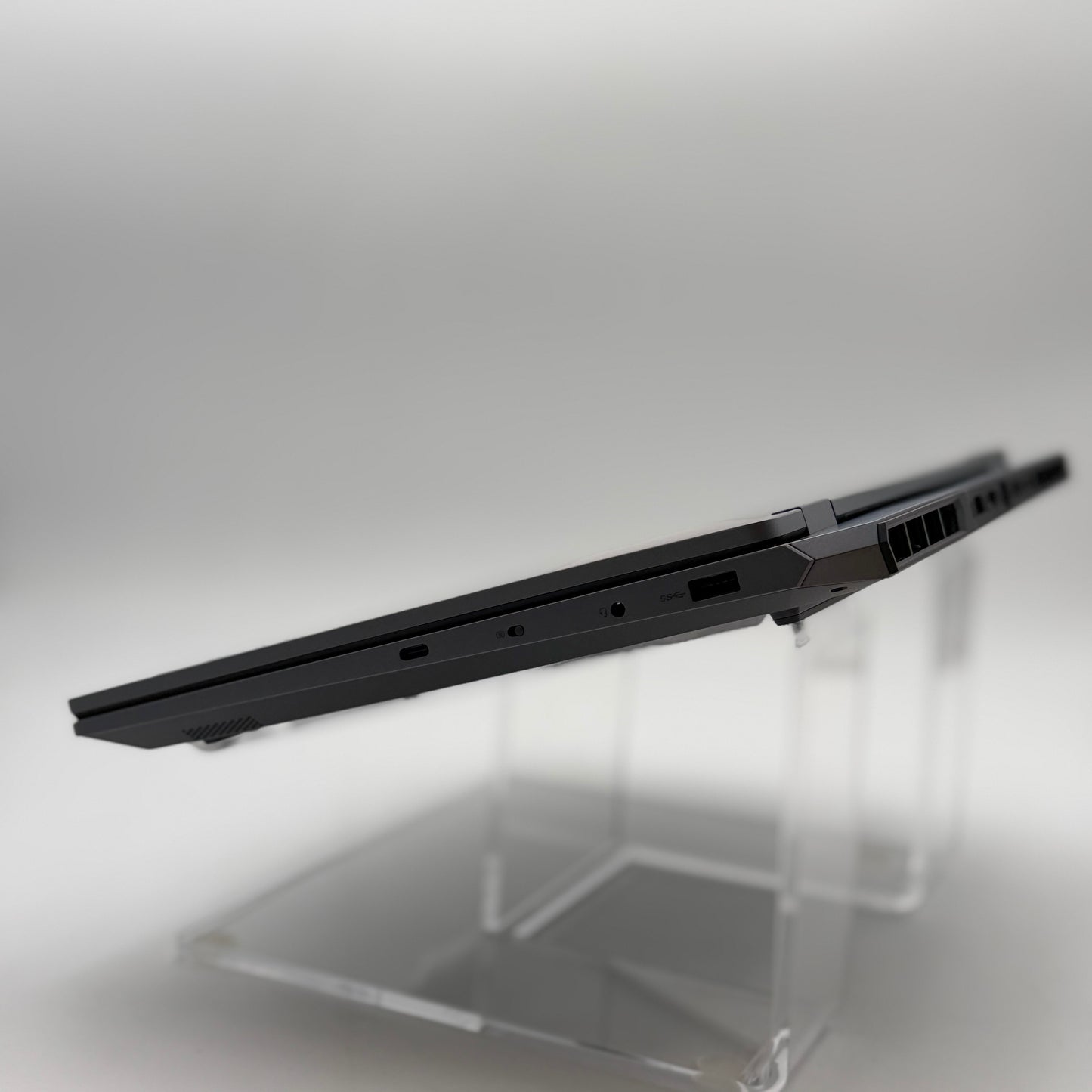 Lenovo LOQ 15IRX10 Gaming Laptop 15-inch Core i5 16GB RAM 512GB