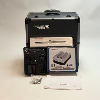 Yuneec Typhoon Q500 4K Quadrocopter Drone Kit with Controller & Accessories