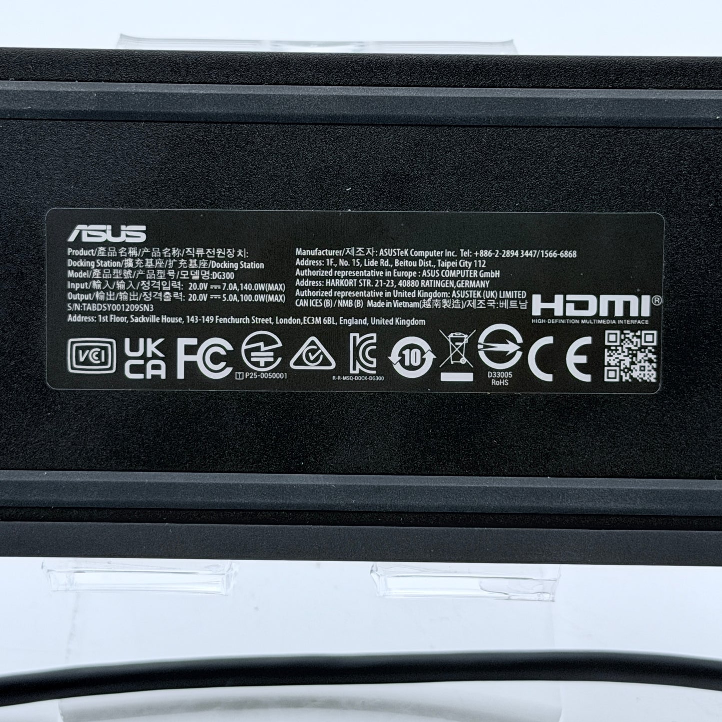 ROG ASUS Bulwark 7-in-1 Charging Dock
