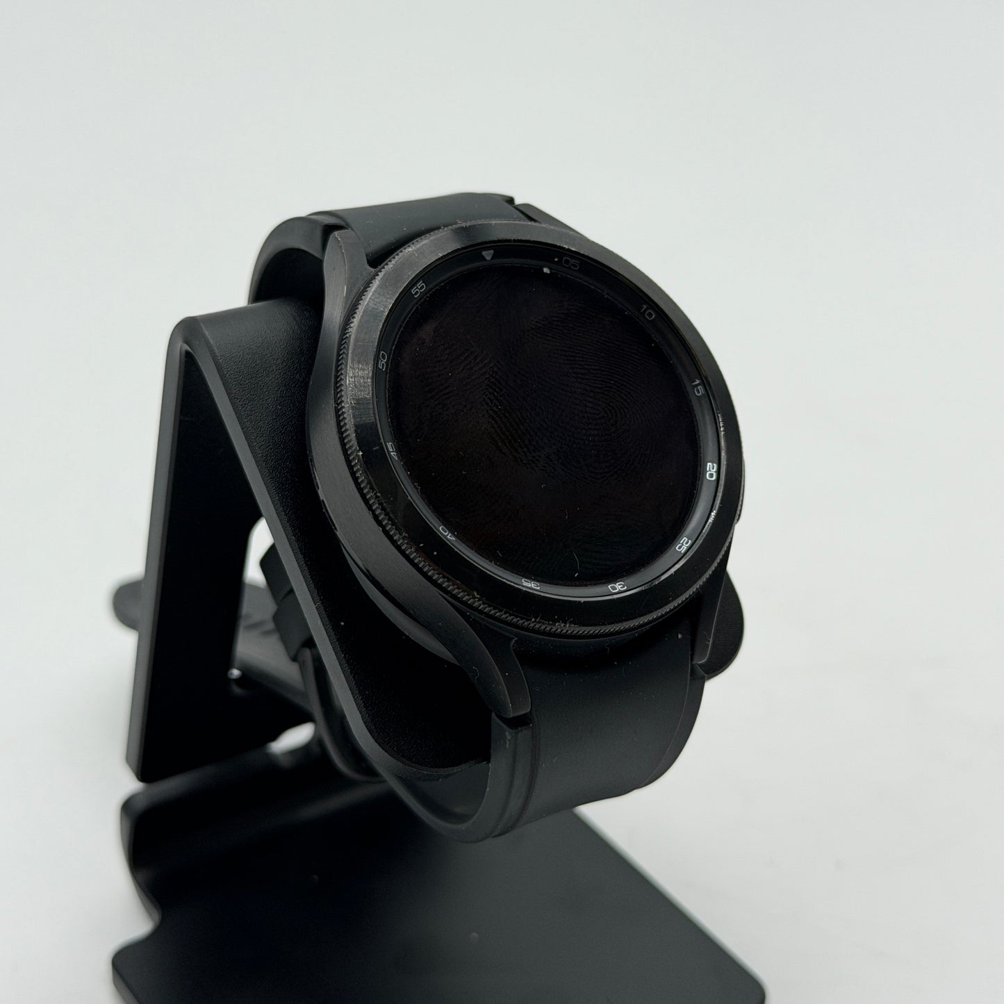 Samsung Galaxy Watch 4 Classic 46mm 128GB Wi-Fi Only