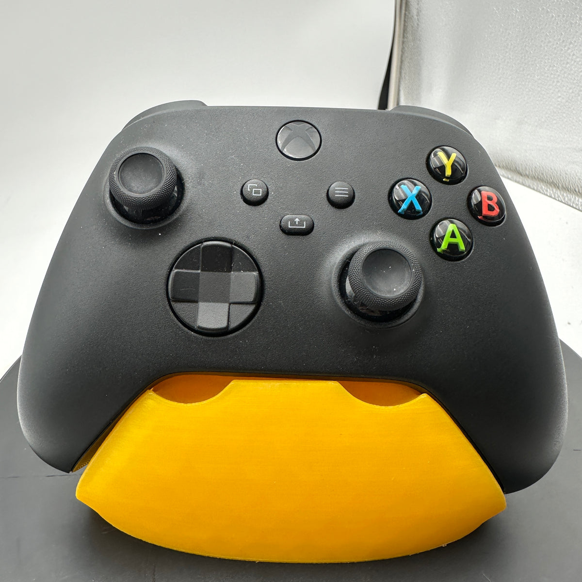 Microsoft Xbox Series X (1882) 2020 Console READ