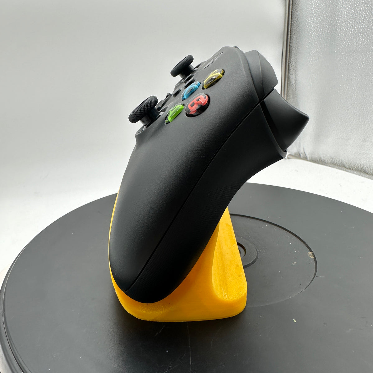 Microsoft Xbox Series X (1882) 2020 Console READ
