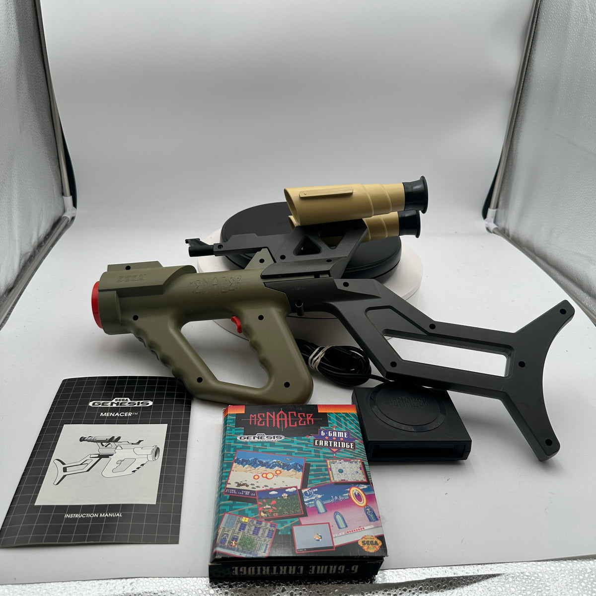 Sega Genesis Menacer Light Gun Sensor & 6-Game Cartridge Set CIB